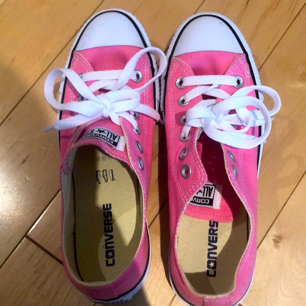 Converse all start pink